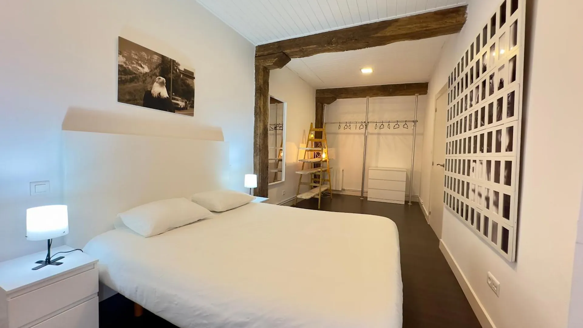 Arte Y Diseno Junto Al Casco Viejo De Bilbao Apartment Spain