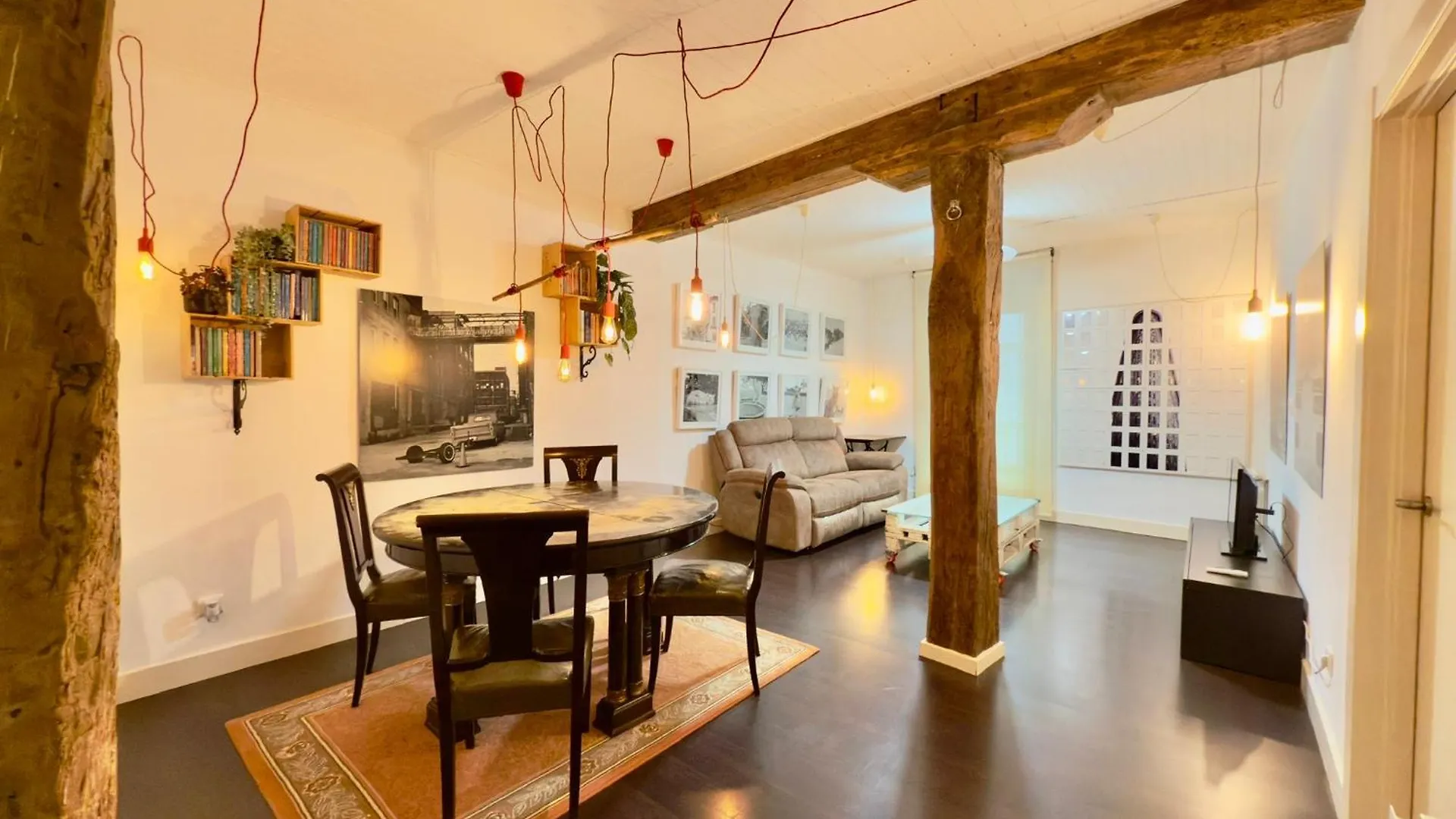 Arte Y Diseno Junto Al Casco Viejo De Bilbao Apartment