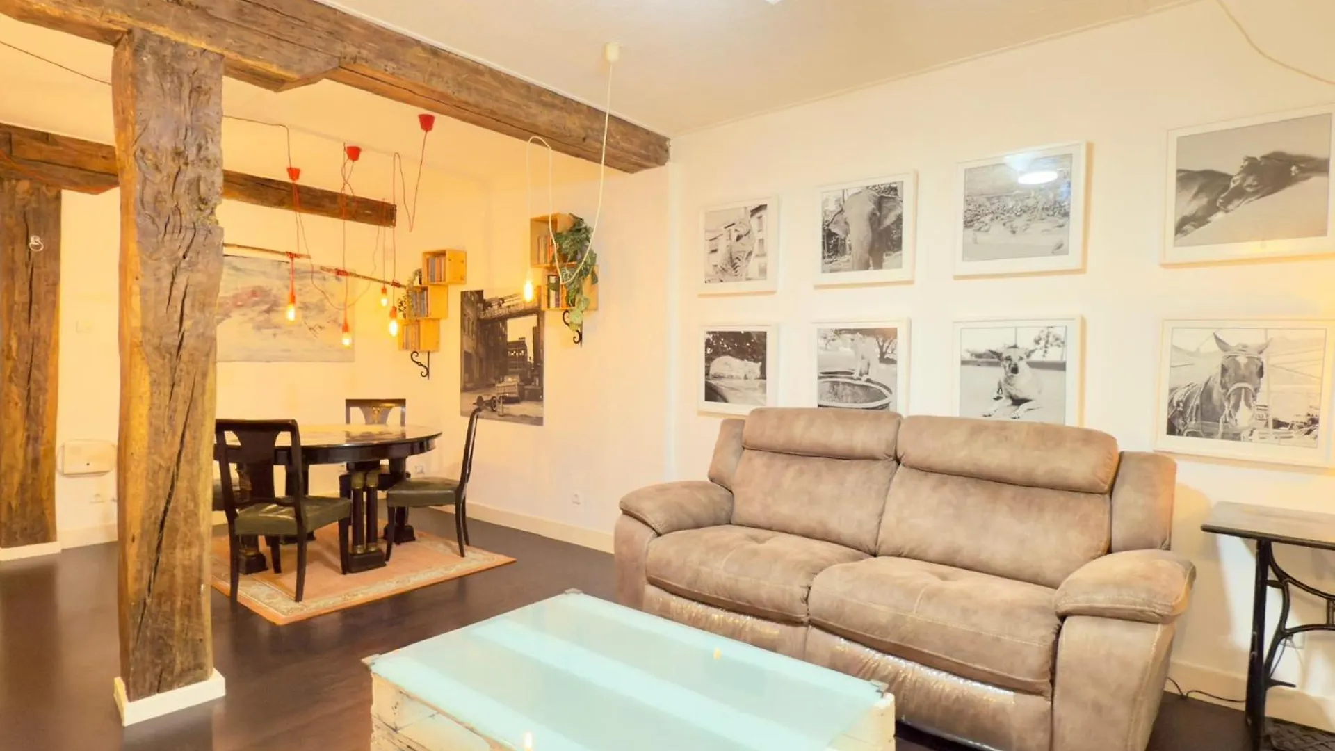 Arte Y Diseno Junto Al Casco Viejo De Bilbao Apartment